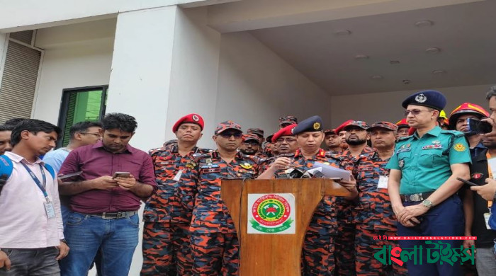 Gausia, Rajdhahi Super and some other markets in Dhaka seem risky: DG